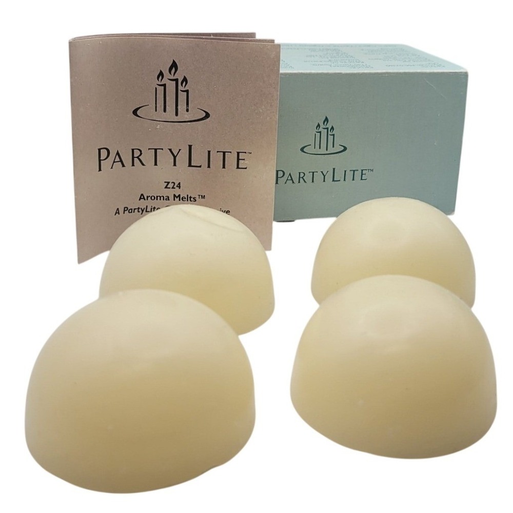 PartyLite Z2411 Vanilla Aroma‎ Melts 4 Count 2 1/4 Inch Diameter